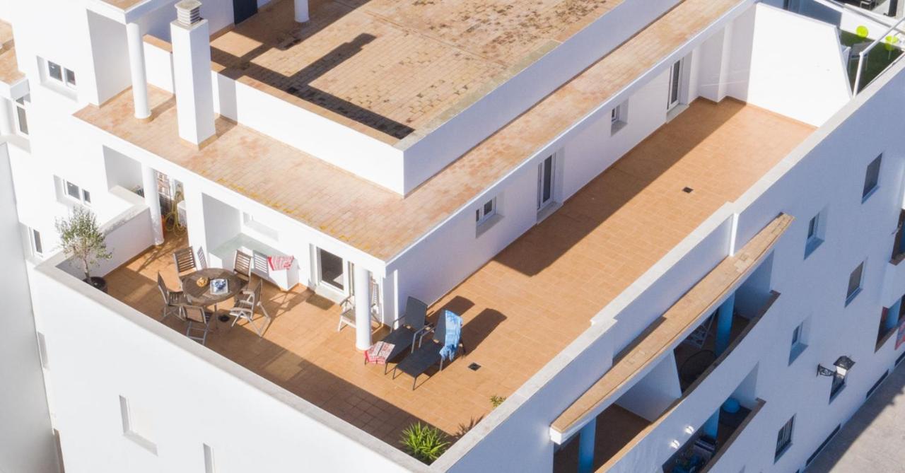 Terraza Trafalgar Apartamento Tipo Penthouse Con Enorme Terraza Y Vistas Al Mar Conil De La Frontera Luaran gambar